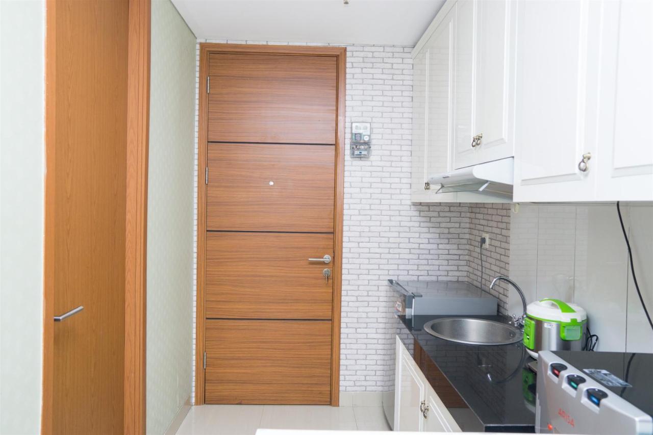 Spacious 1Br Dago Suites Apartment By Travelio バンドゥン エクステリア 写真